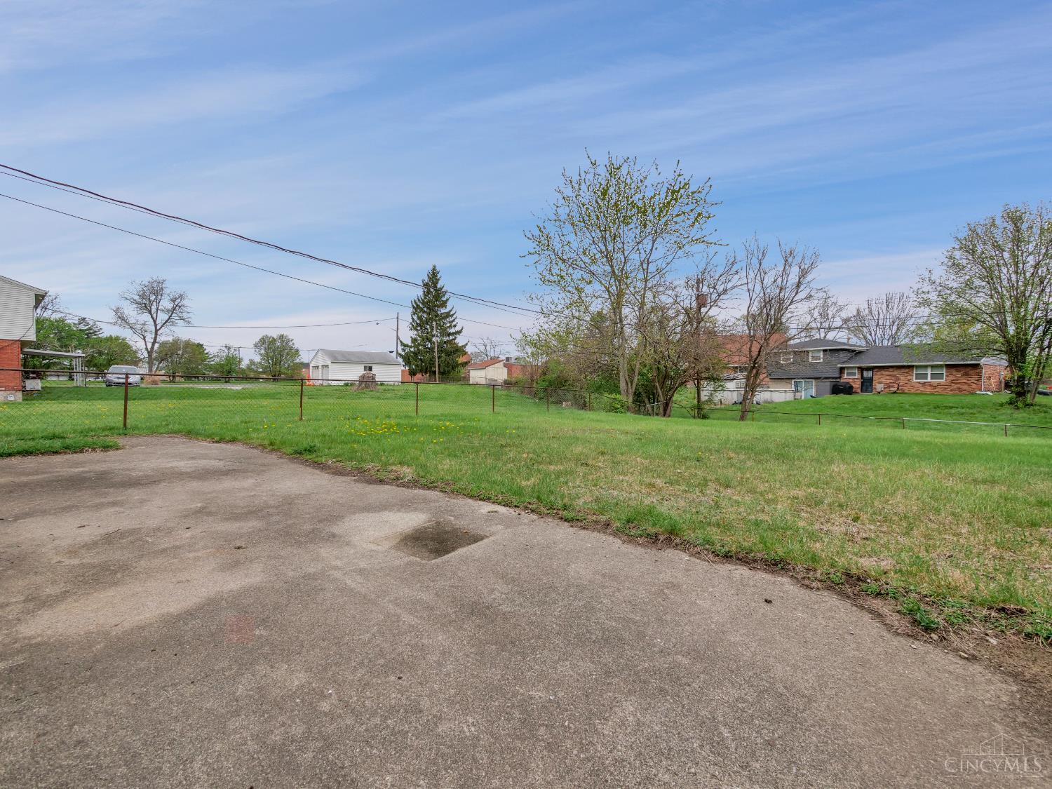 1034 W Kemper Road