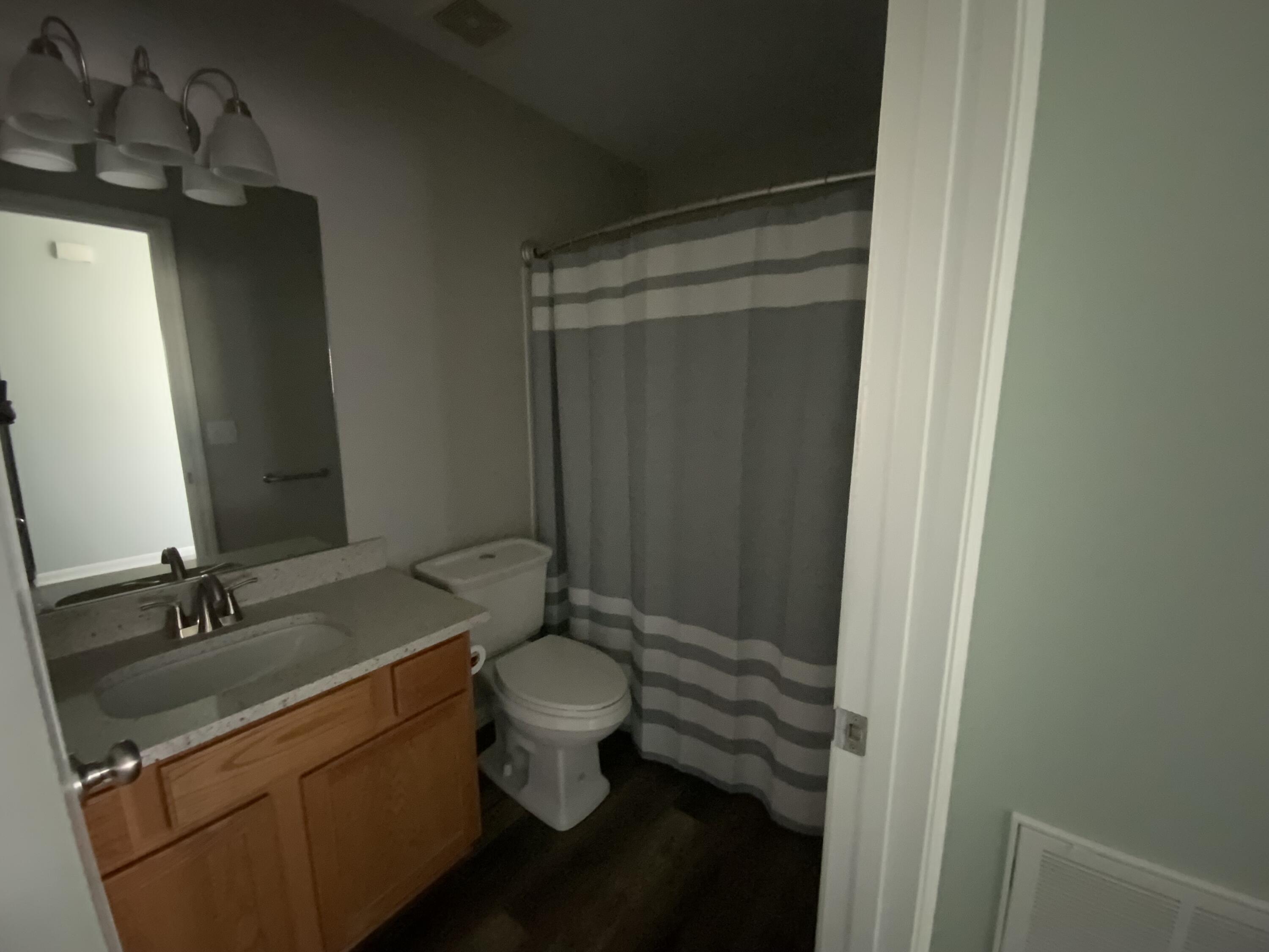 2372 Creedmore Court