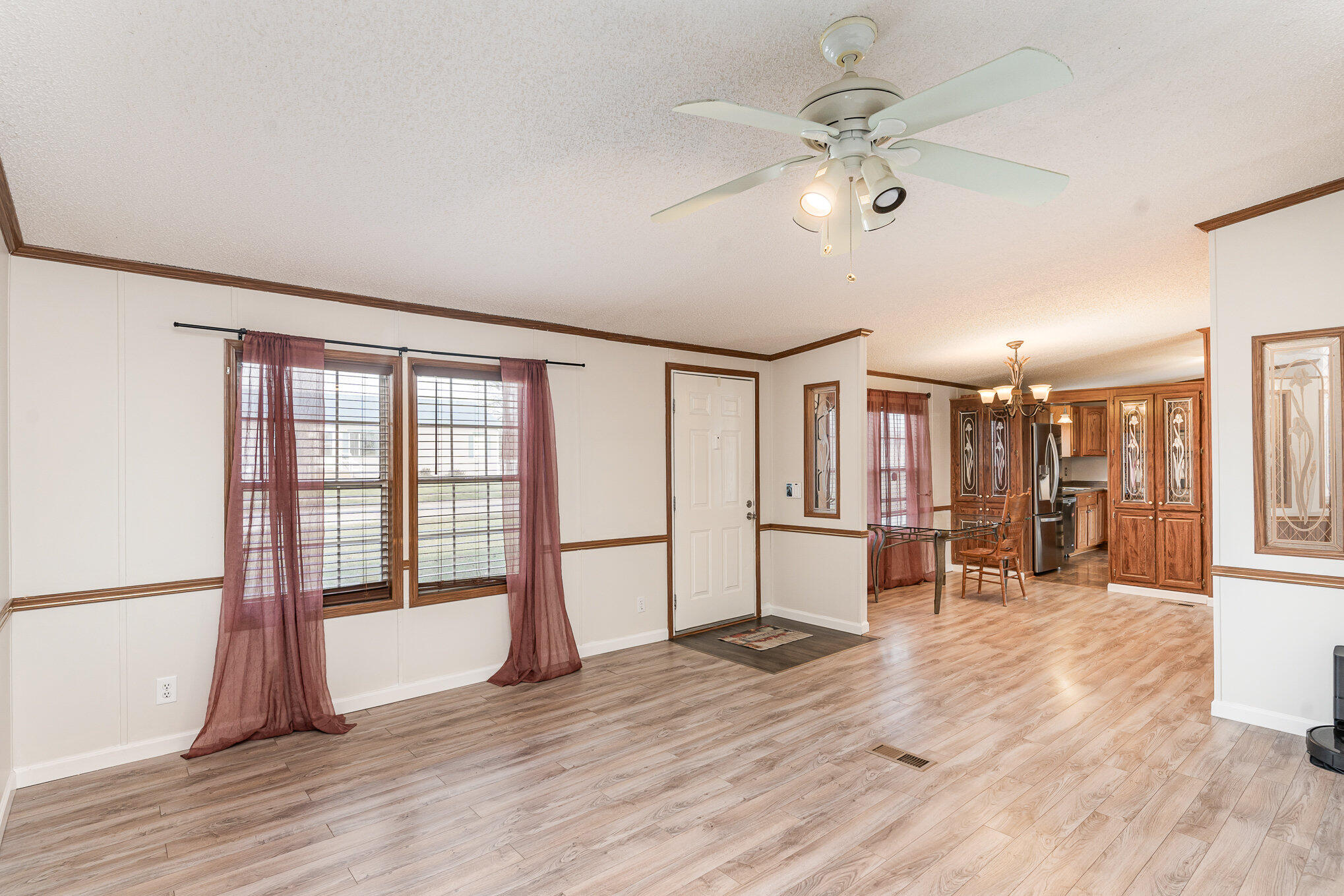 280 Eagle Ridge Drive