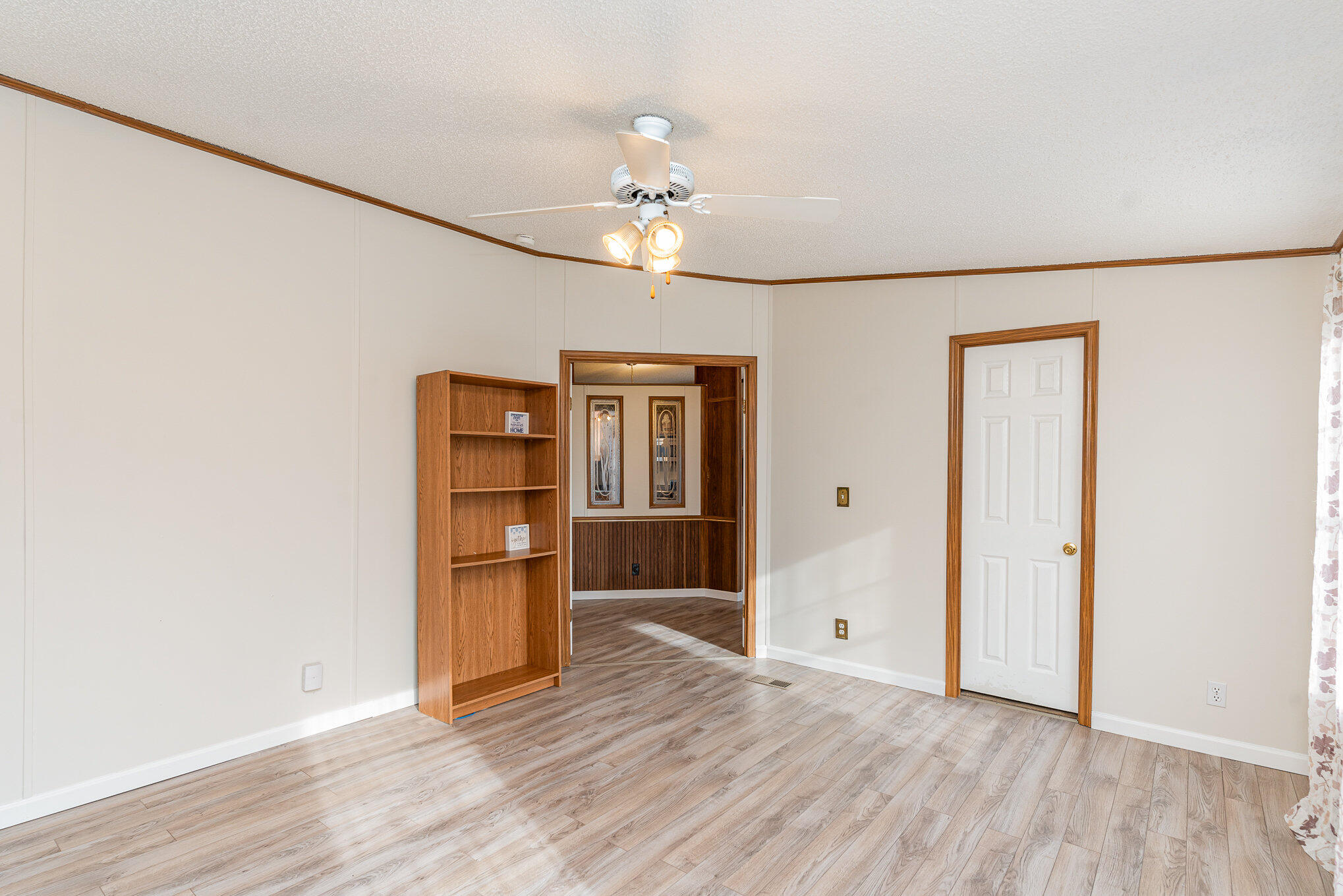 280 Eagle Ridge Drive