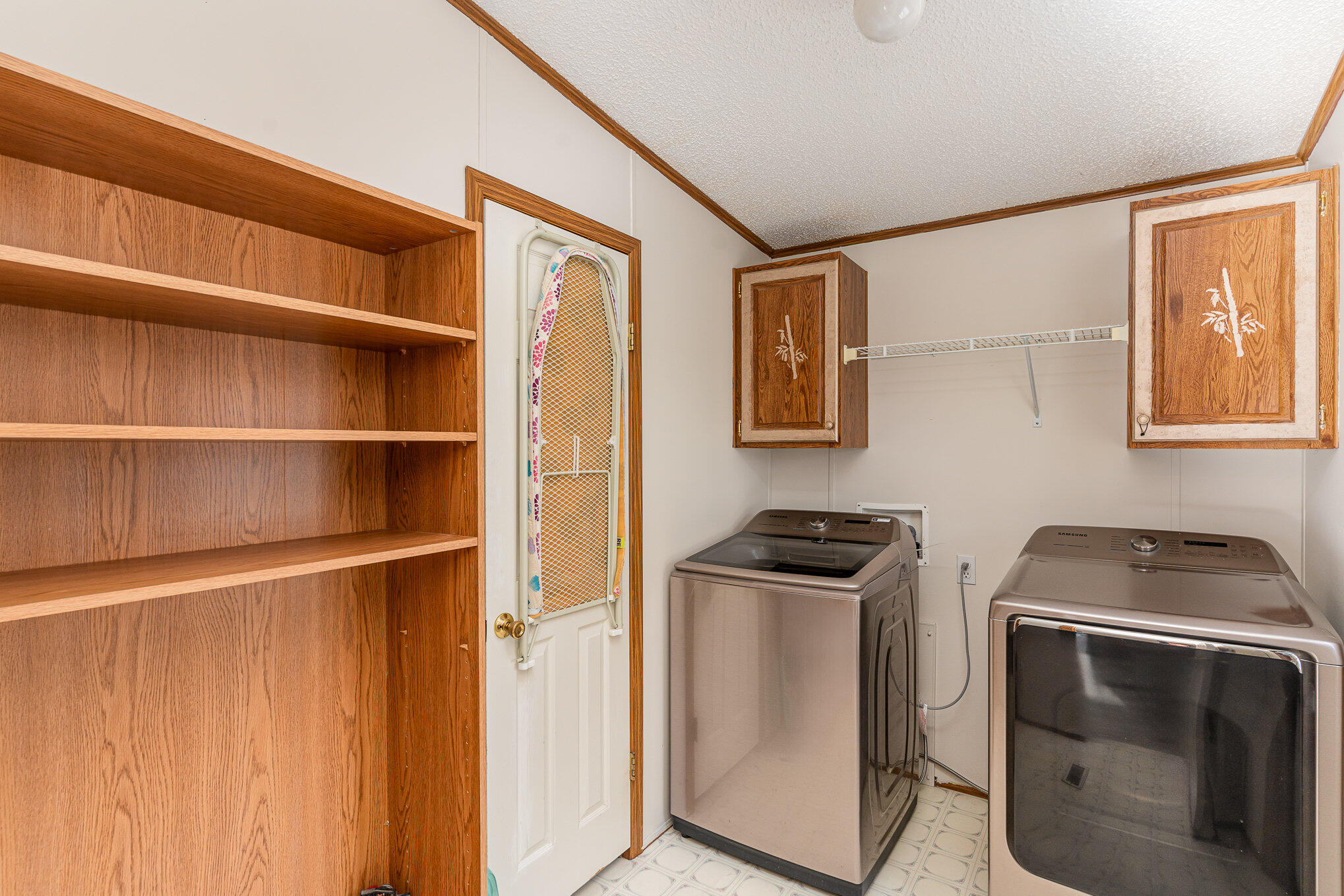 280 Eagle Ridge Drive