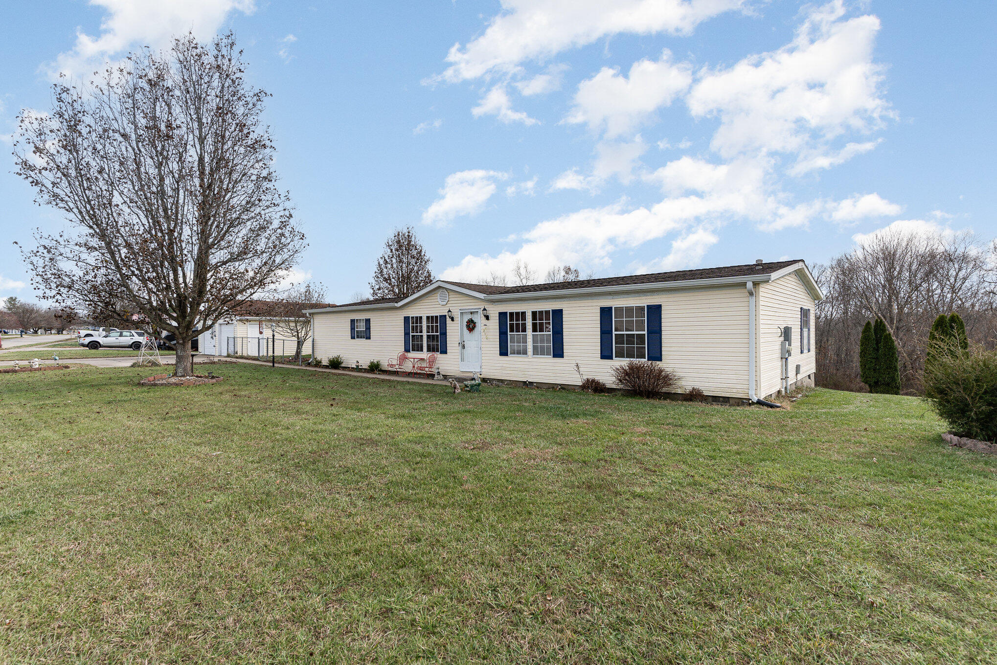 280 Eagle Ridge Drive