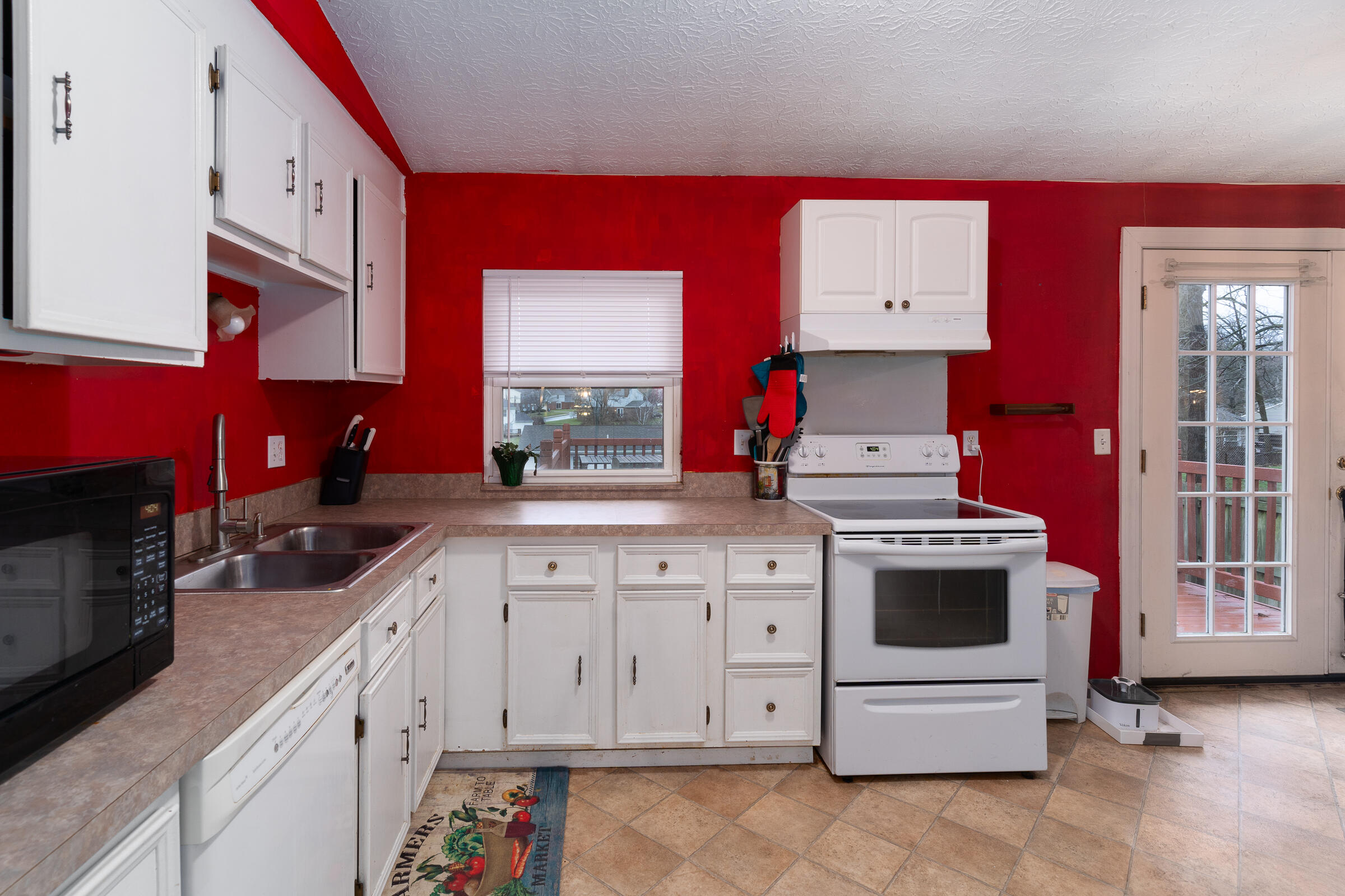 3210 Spring Valley Drive