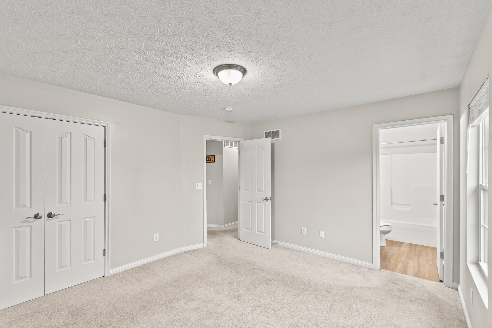 287 Redwood Drive