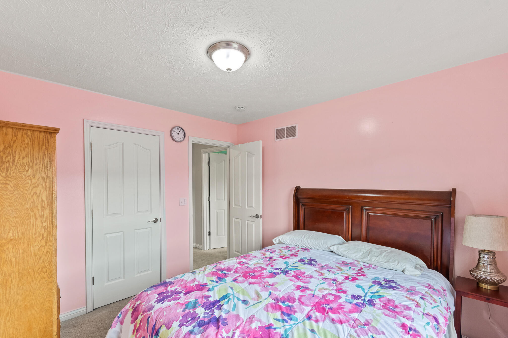 287 Redwood Drive