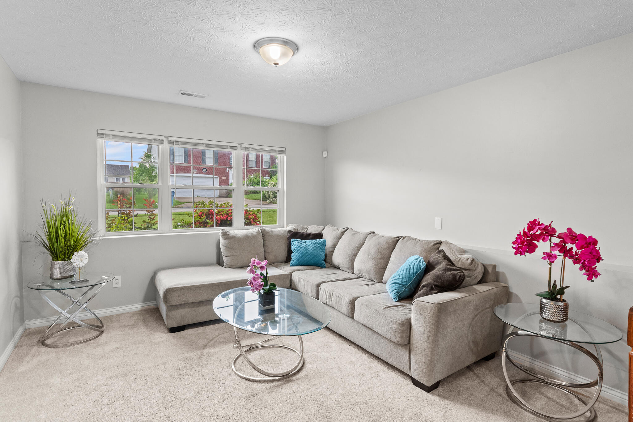 287 Redwood Drive