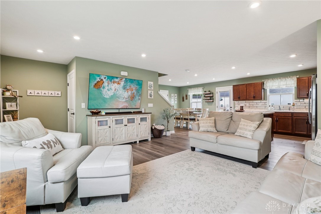 6237 Molly Joy Court