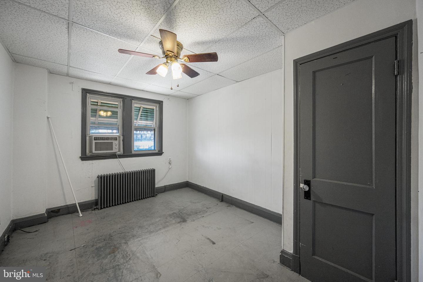 5610 Ready Ave