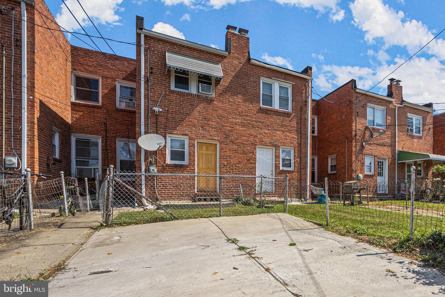 5610 Ready Ave