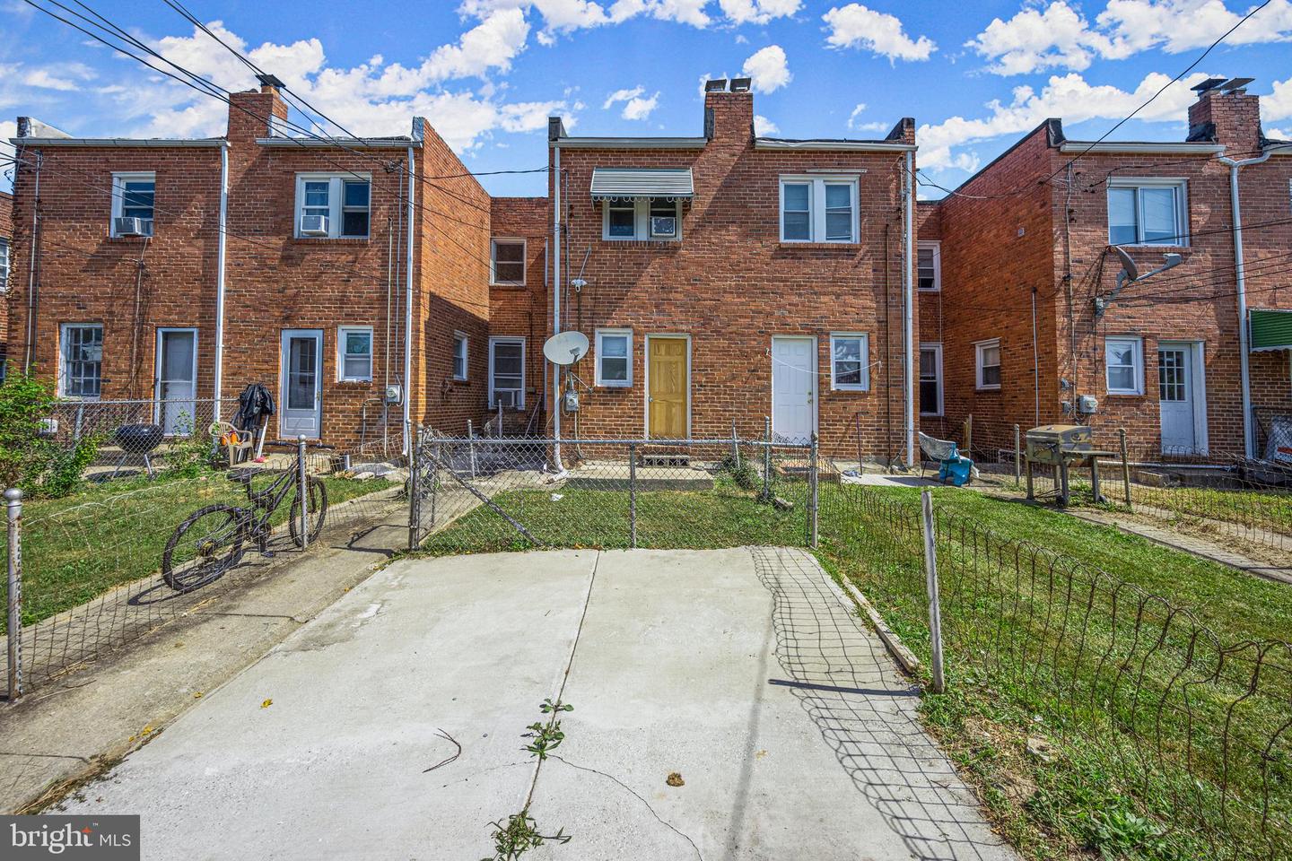 5610 Ready Ave