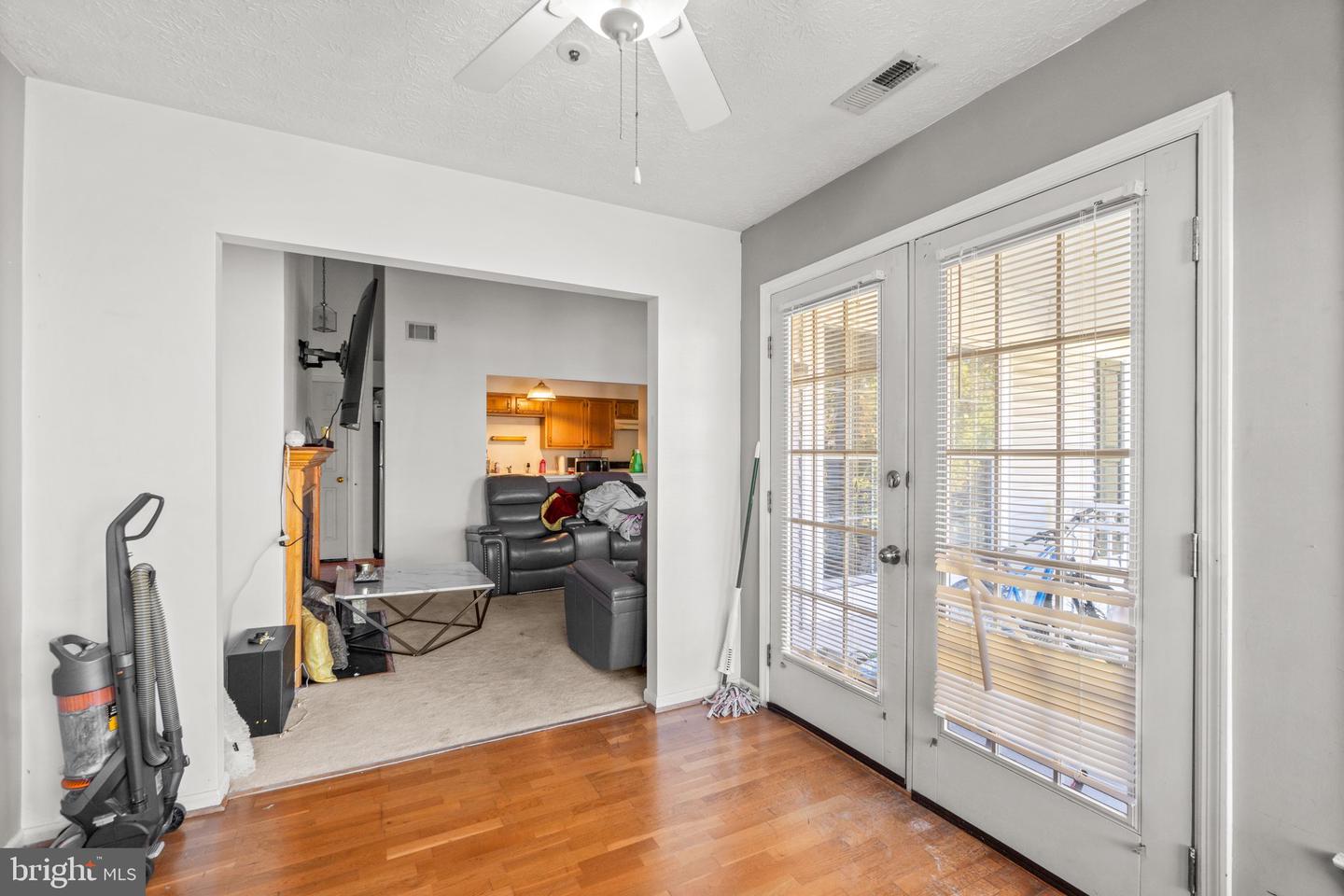 1494 Greenbriar CIRCLE Unit: 1-1494