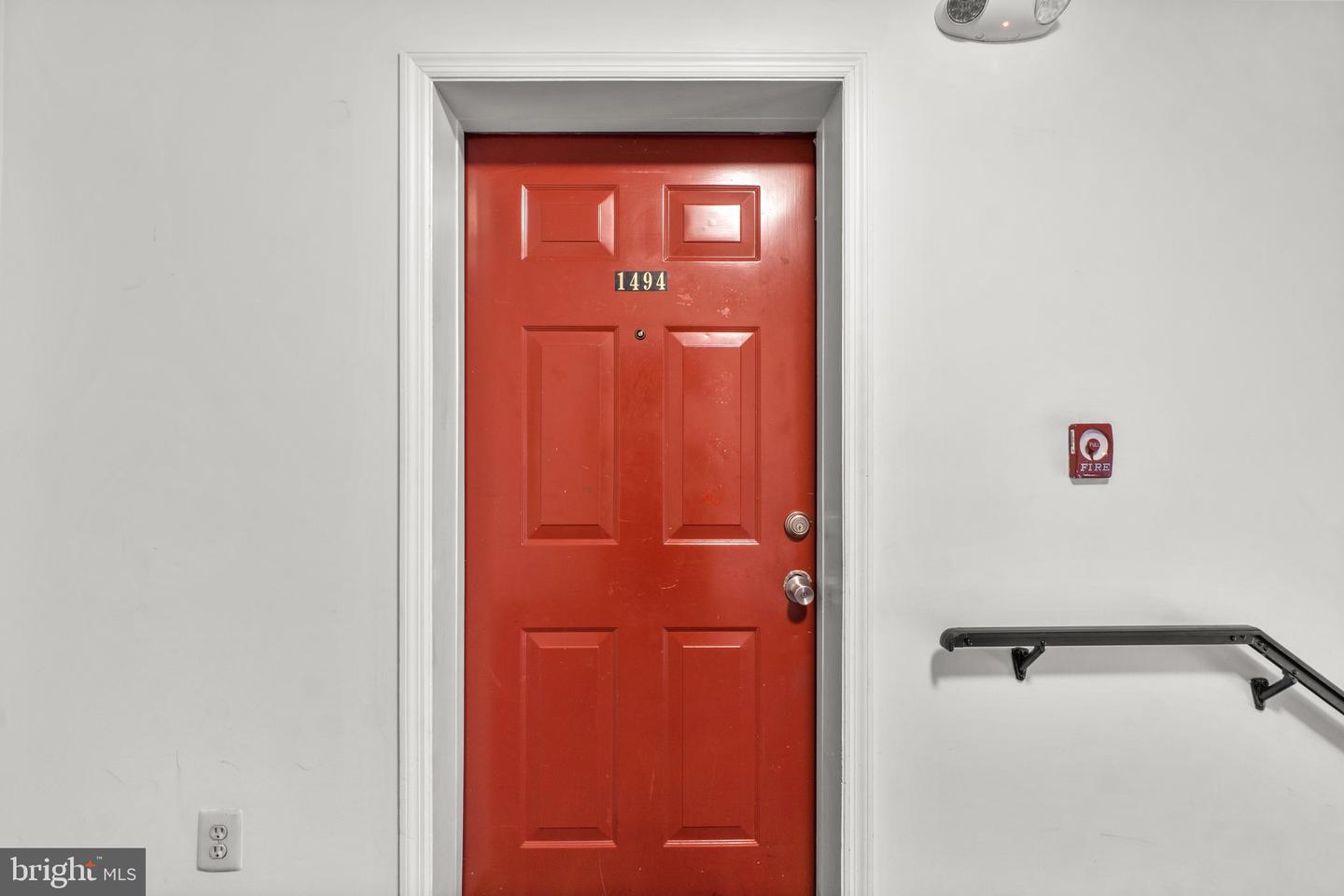 1494 Greenbriar CIRCLE Unit: 1-1494