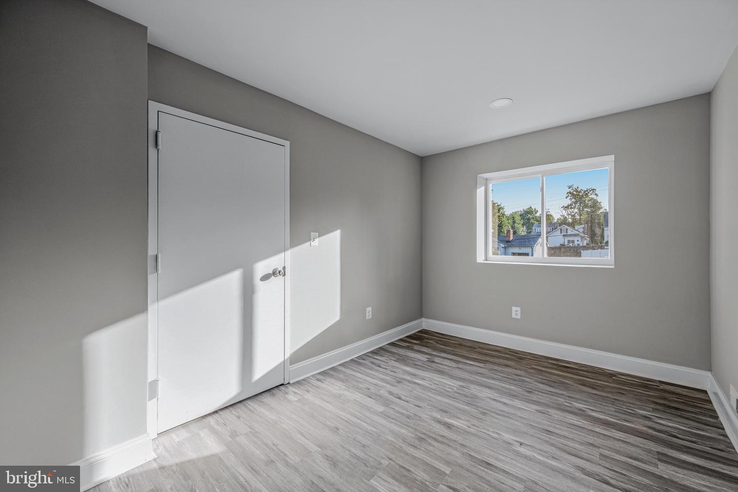 15 Arbutus AVENUE