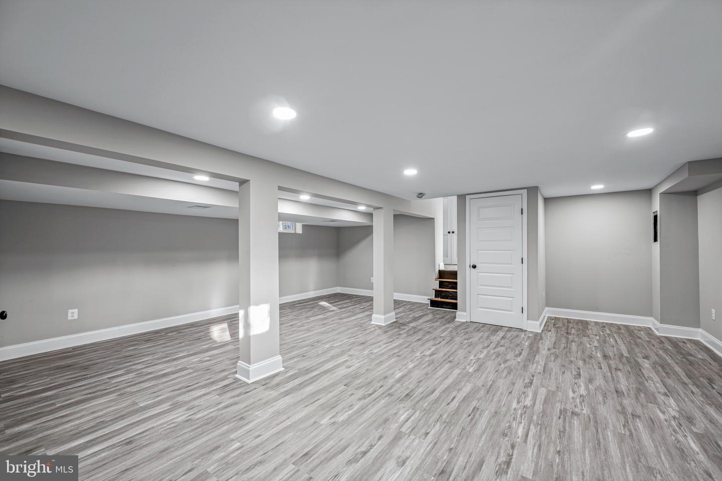 15 Arbutus AVENUE