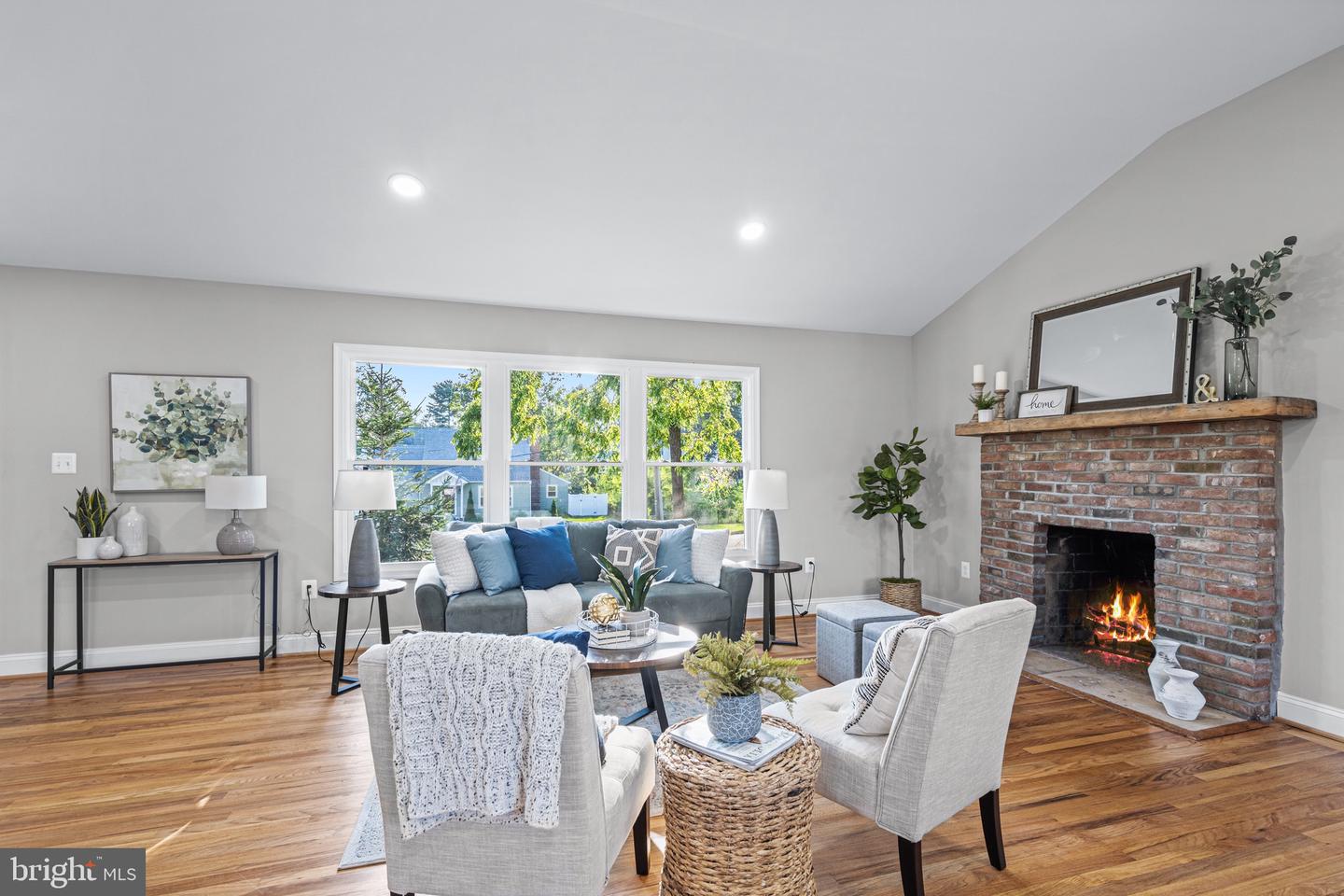 15 Arbutus AVENUE