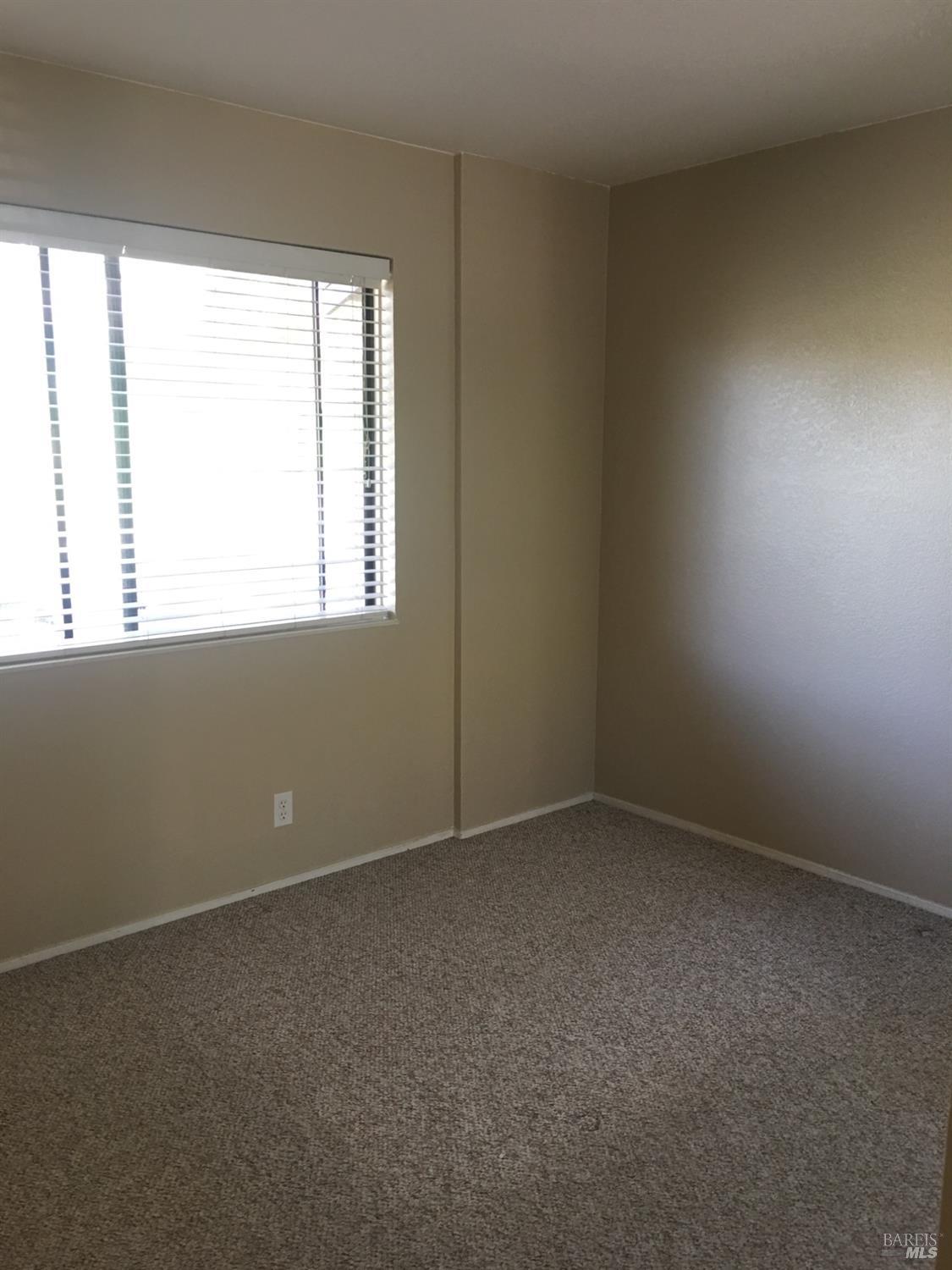 900 Cambridge Drive Unit: 96