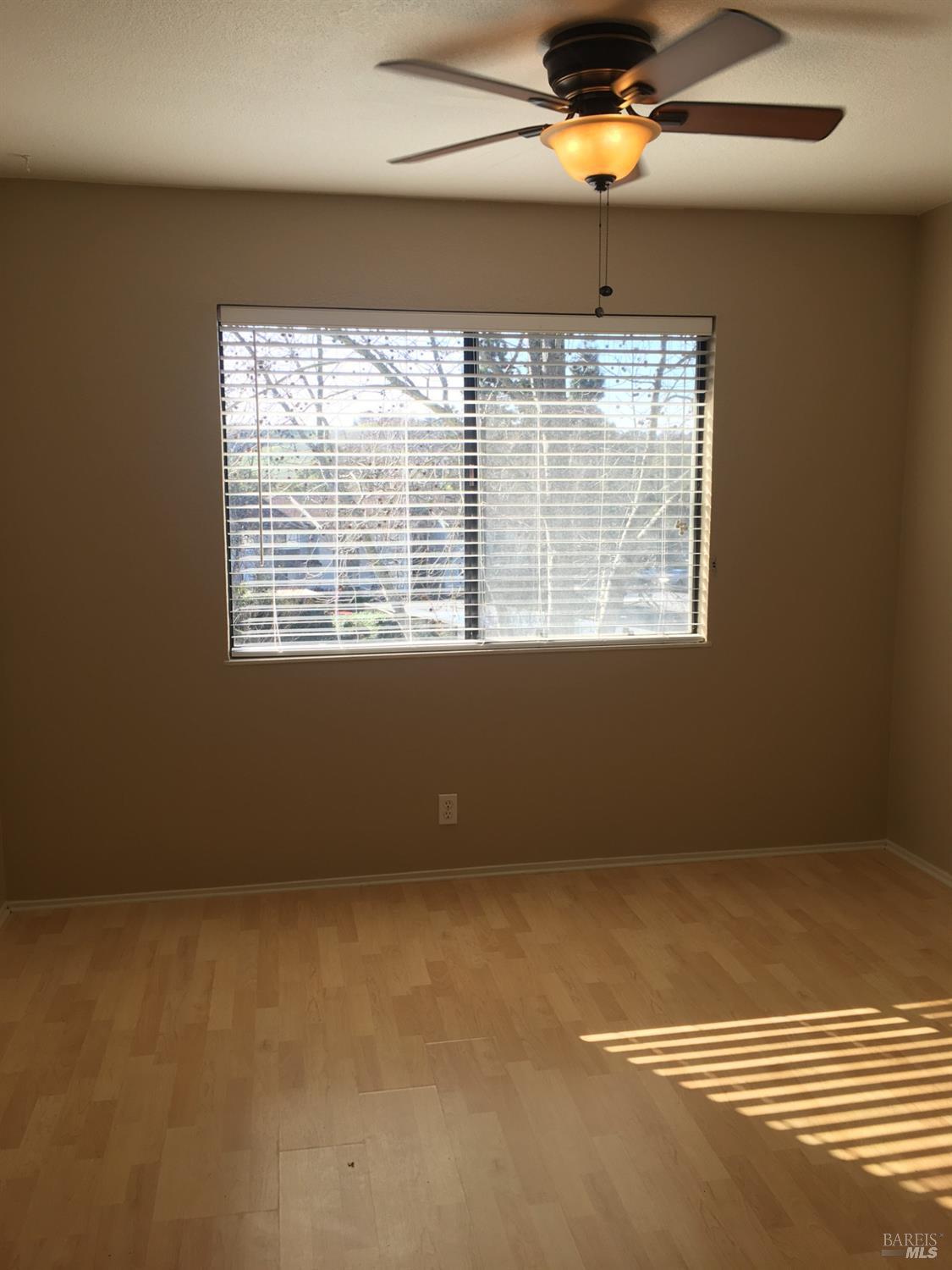 900 Cambridge Drive Unit: 96