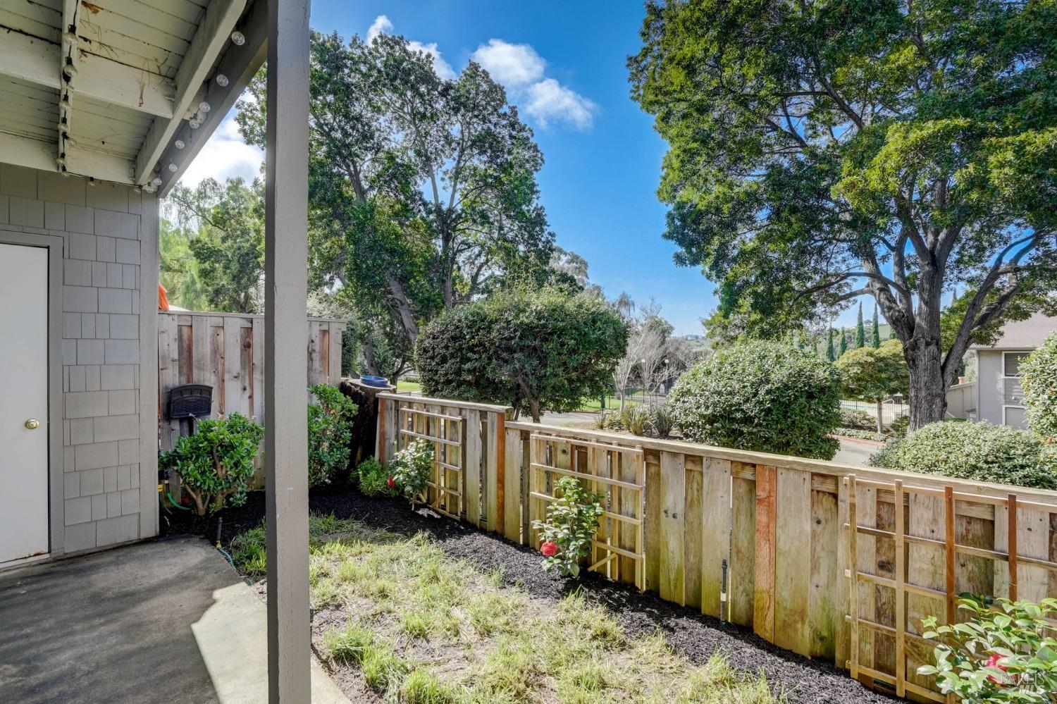 900 Cambridge Dr #133