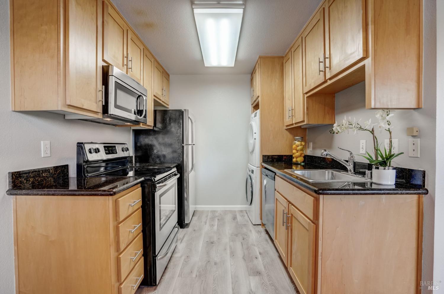 900 Cambridge Dr #133