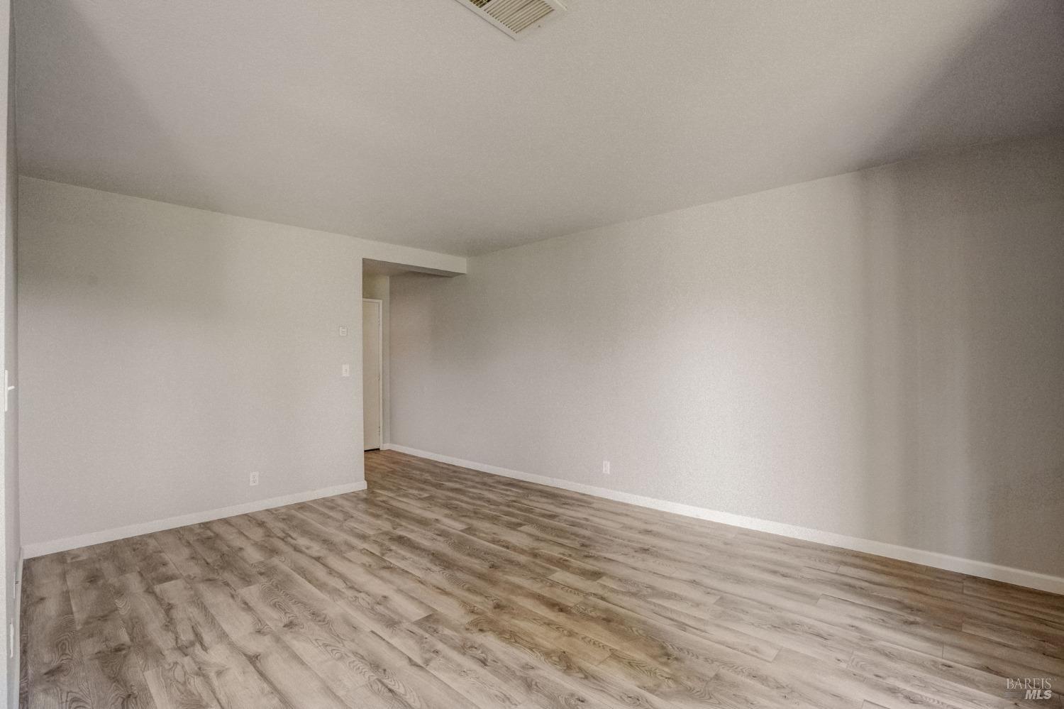 900 Cambridge Dr #133