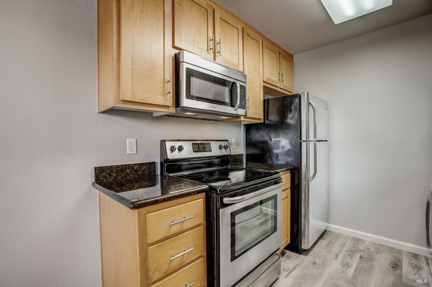 900 Cambridge Dr #133