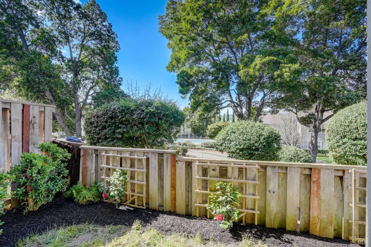 900 Cambridge Dr #133