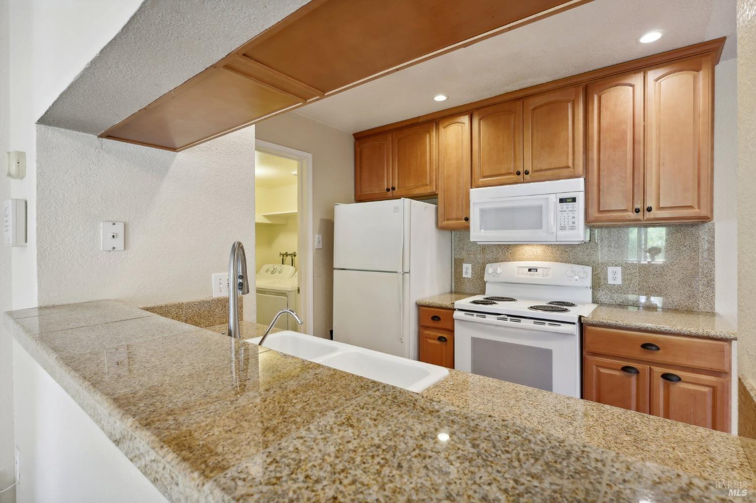 1201 Glen Cove Pkwy #713