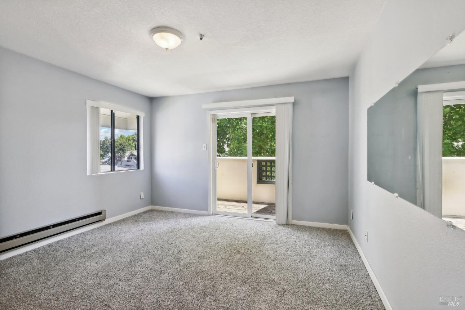 1201 Glen Cove Pkwy #713