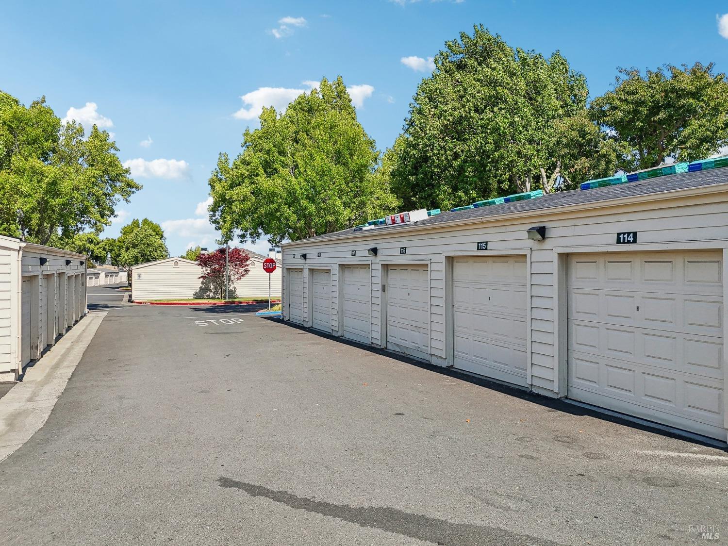 1201 Glen Cove Pkwy #713