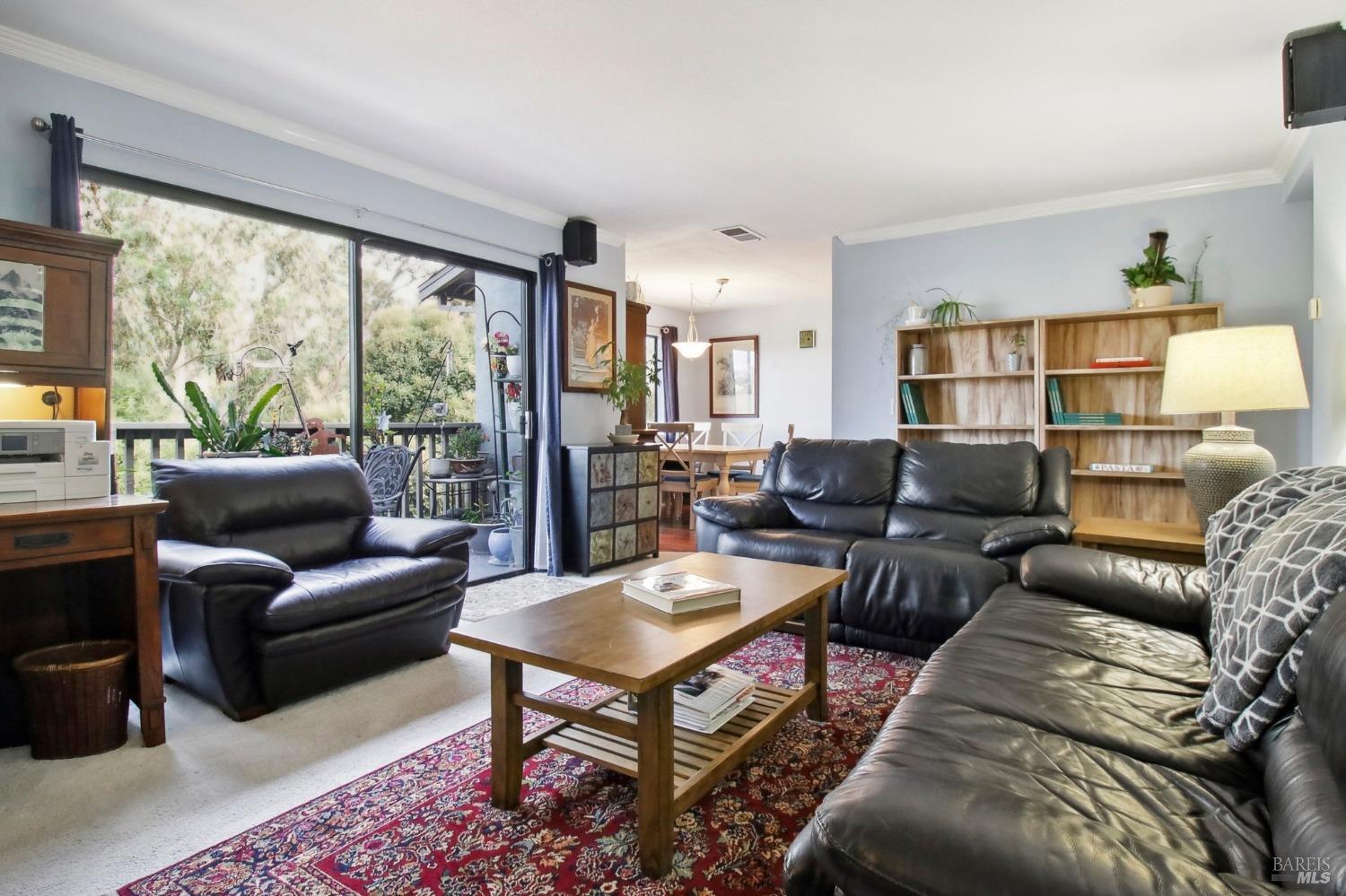 900 Cambridge Dr #18