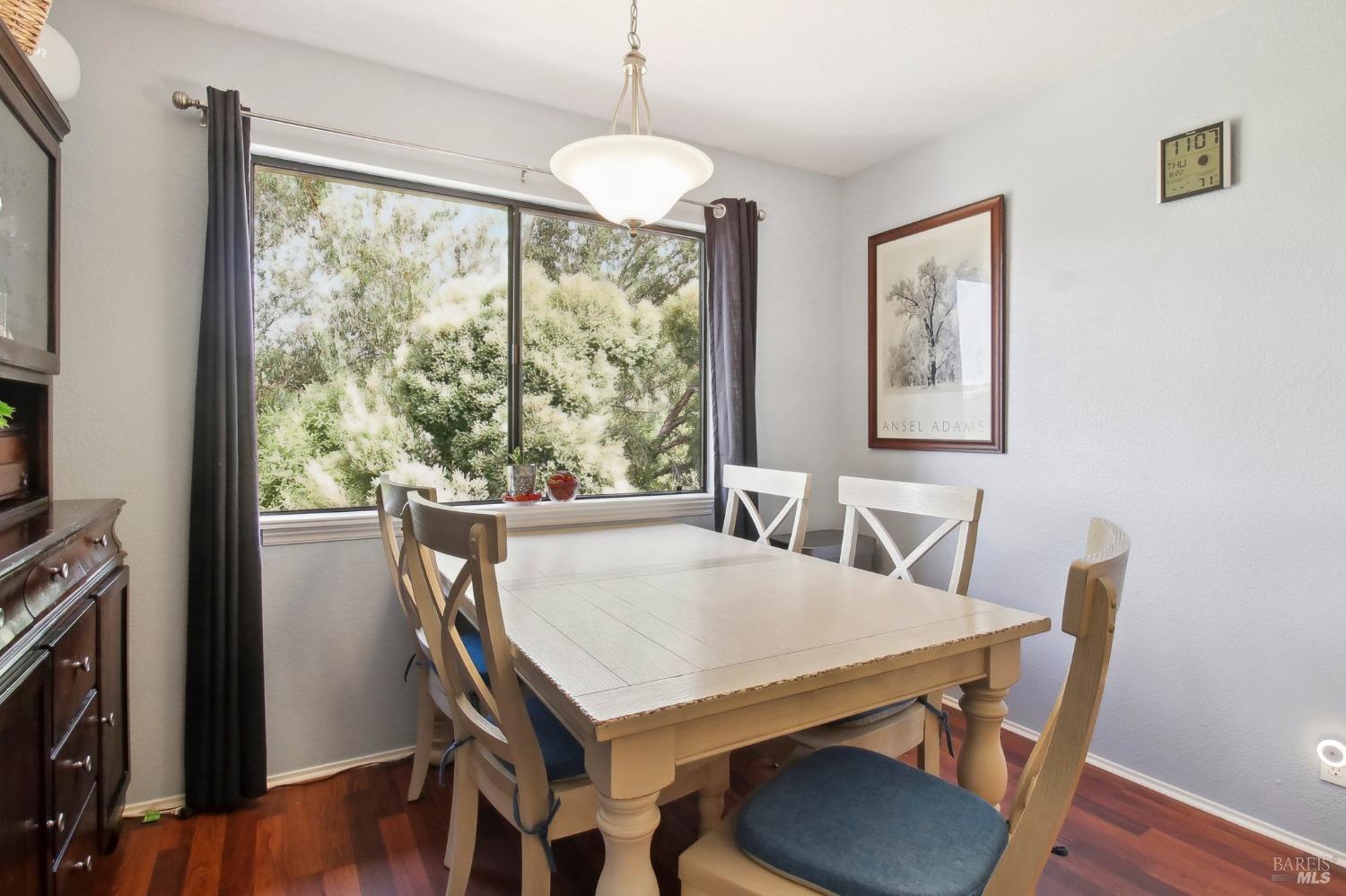 900 Cambridge Dr #18