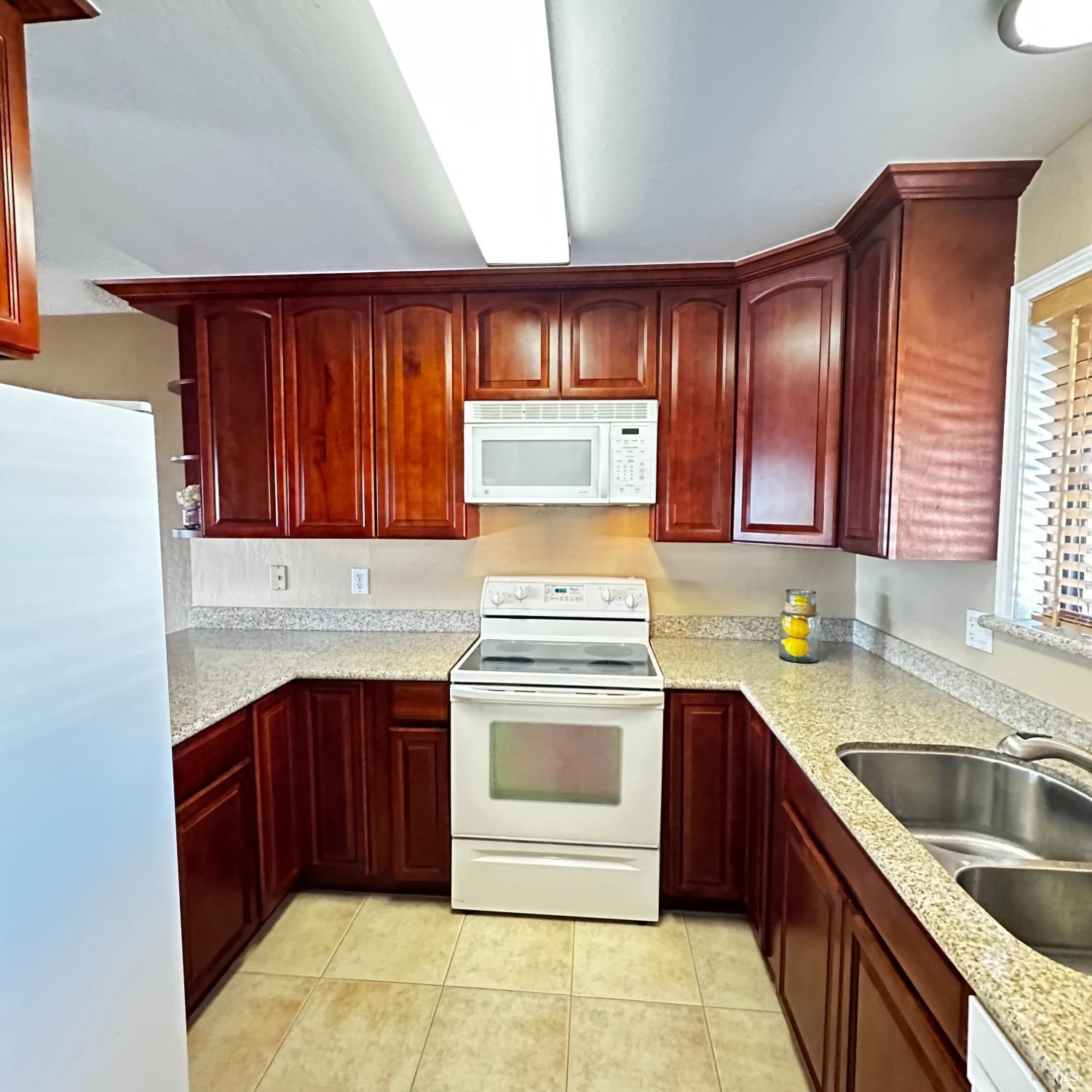 900 Southampton Rd #92