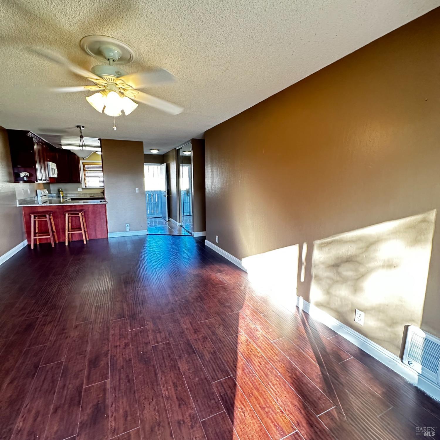 900 Southampton Rd #92