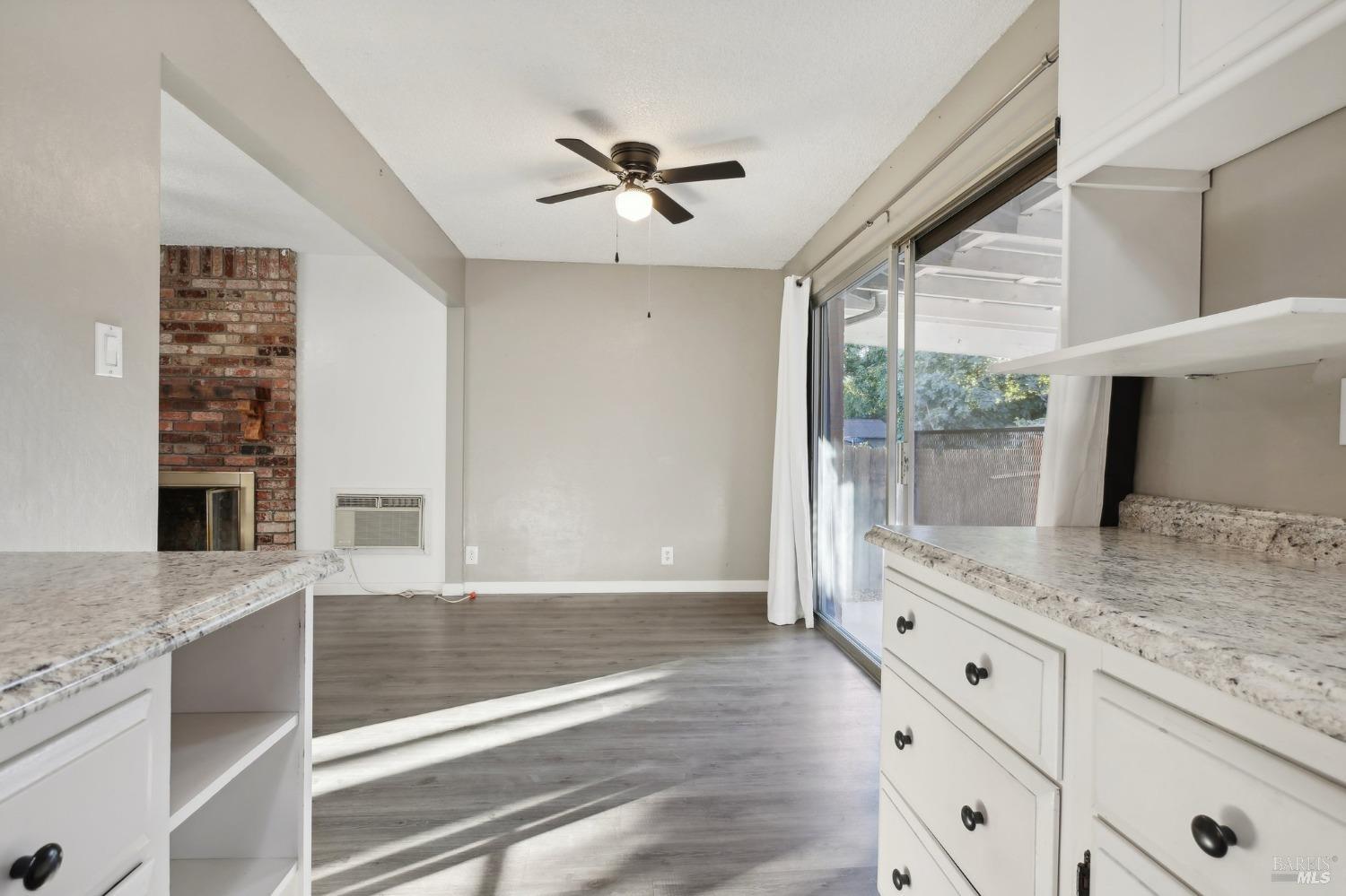 2964 N Francisco Way