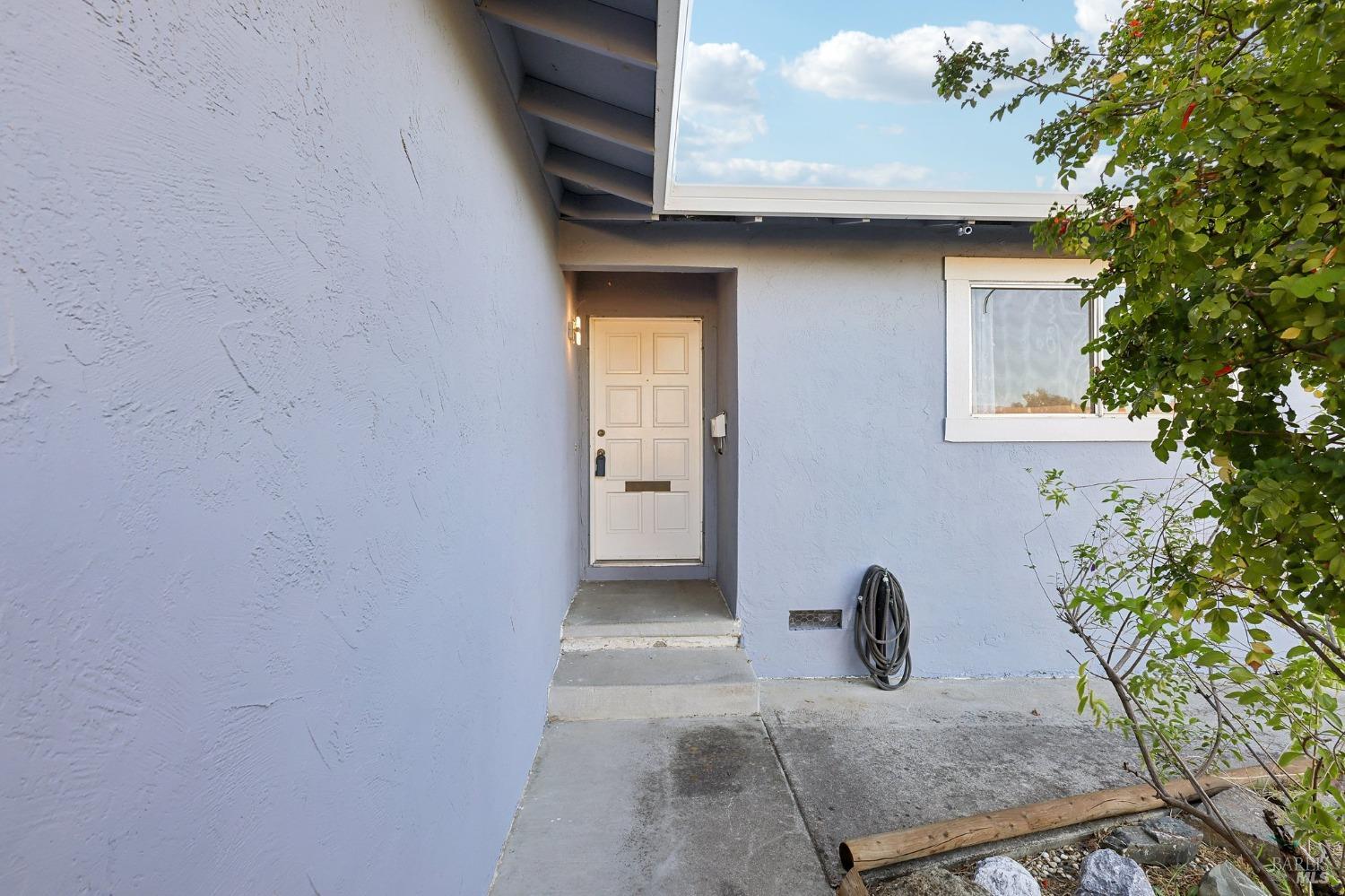 2964 N Francisco Way