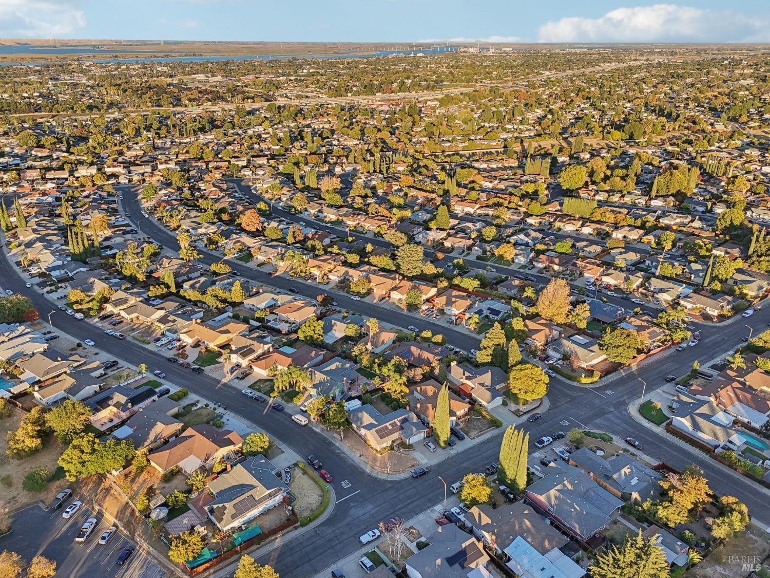 2964 N Francisco Way