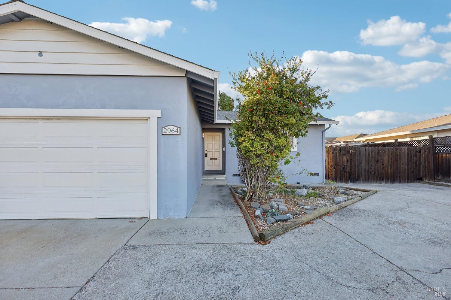 2964 N Francisco Way