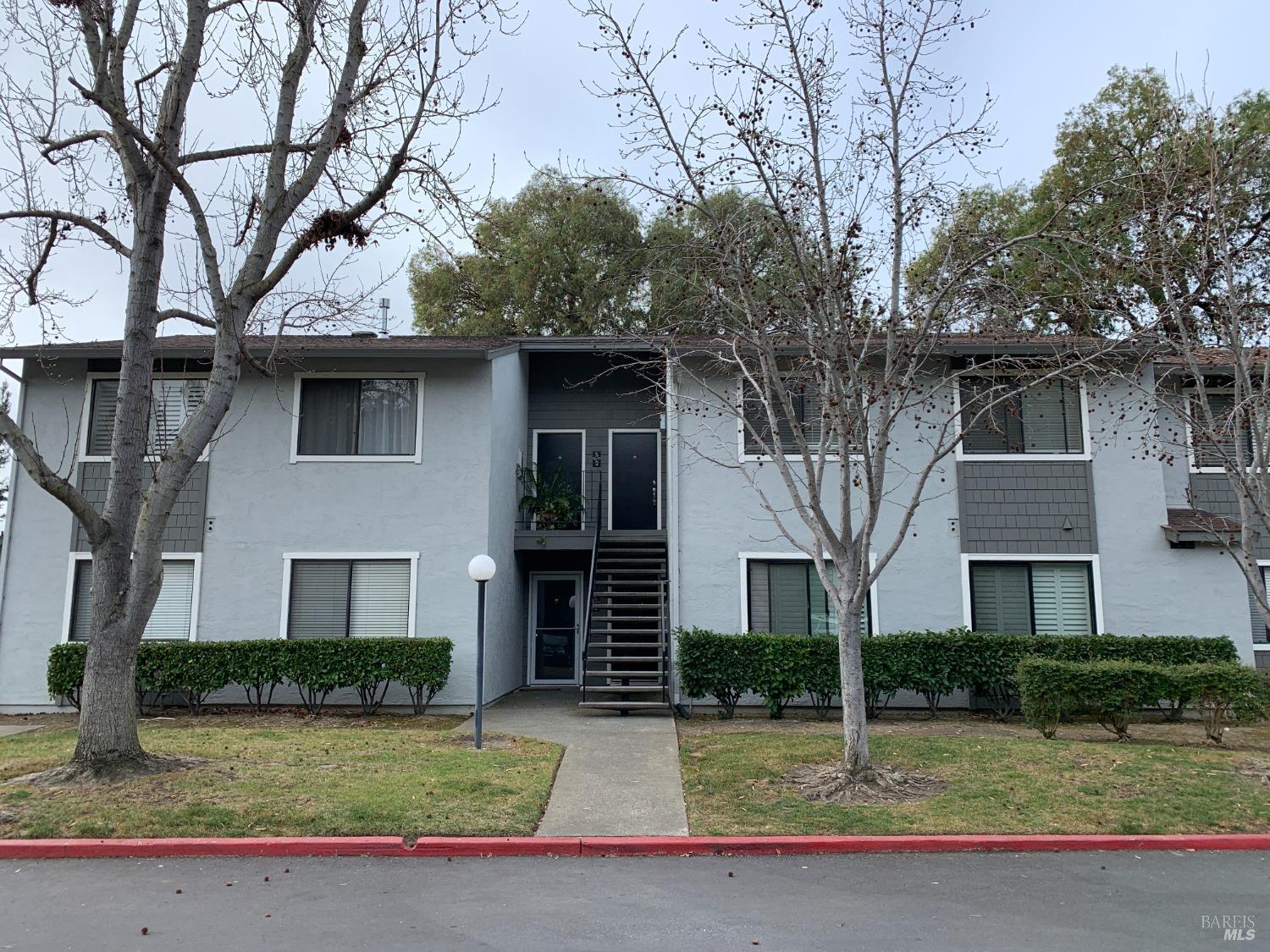 900 Cambridge Dr #74