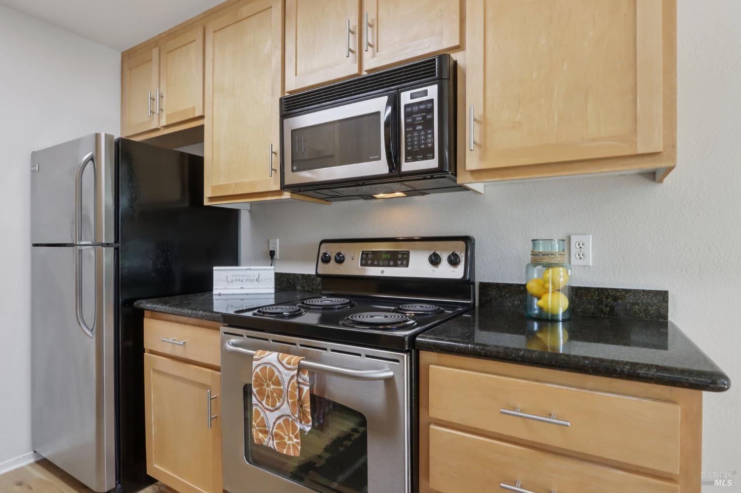 900 Cambridge Dr #51