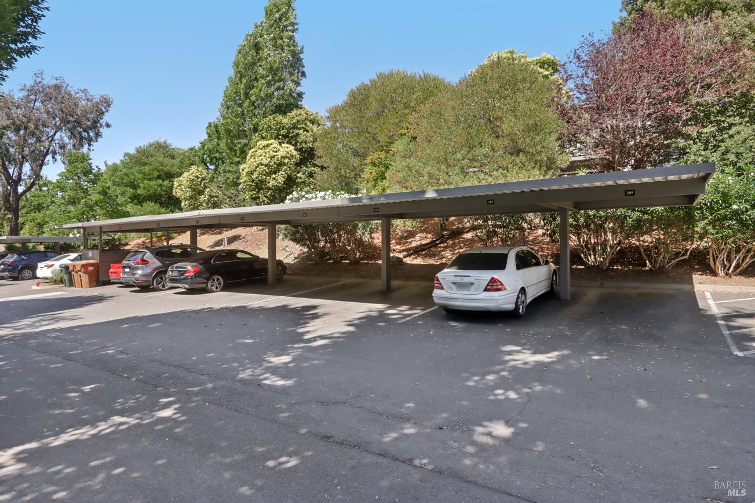 900 Cambridge Dr #51