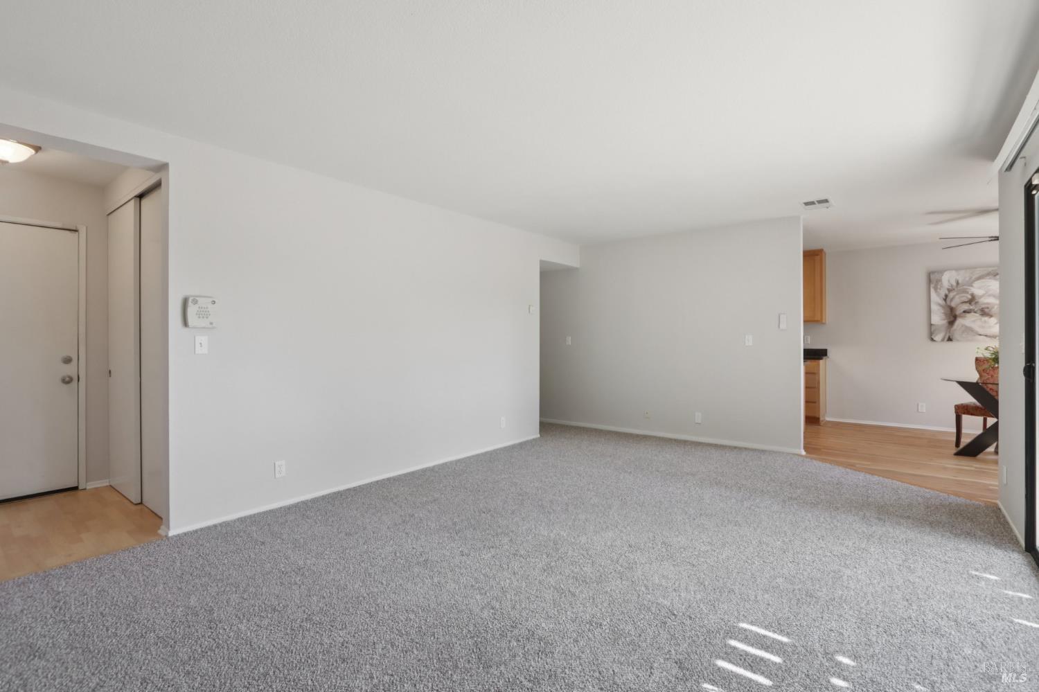 900 Cambridge Dr #51