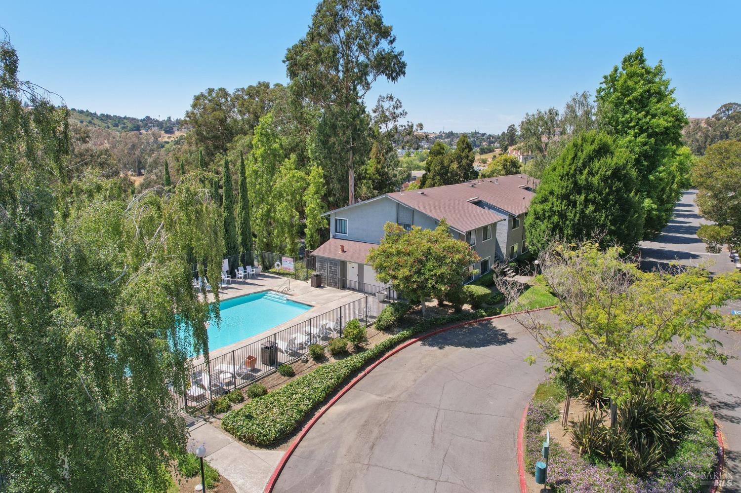 900 Cambridge Dr #51