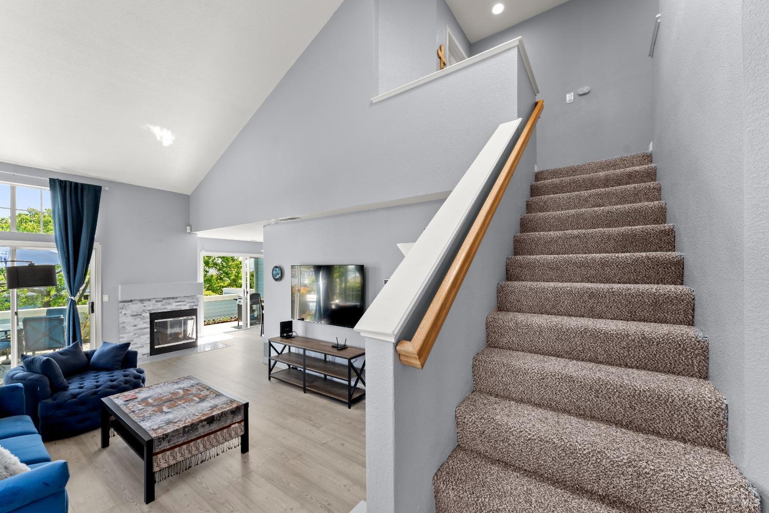 901 Point Reyes Ct #1