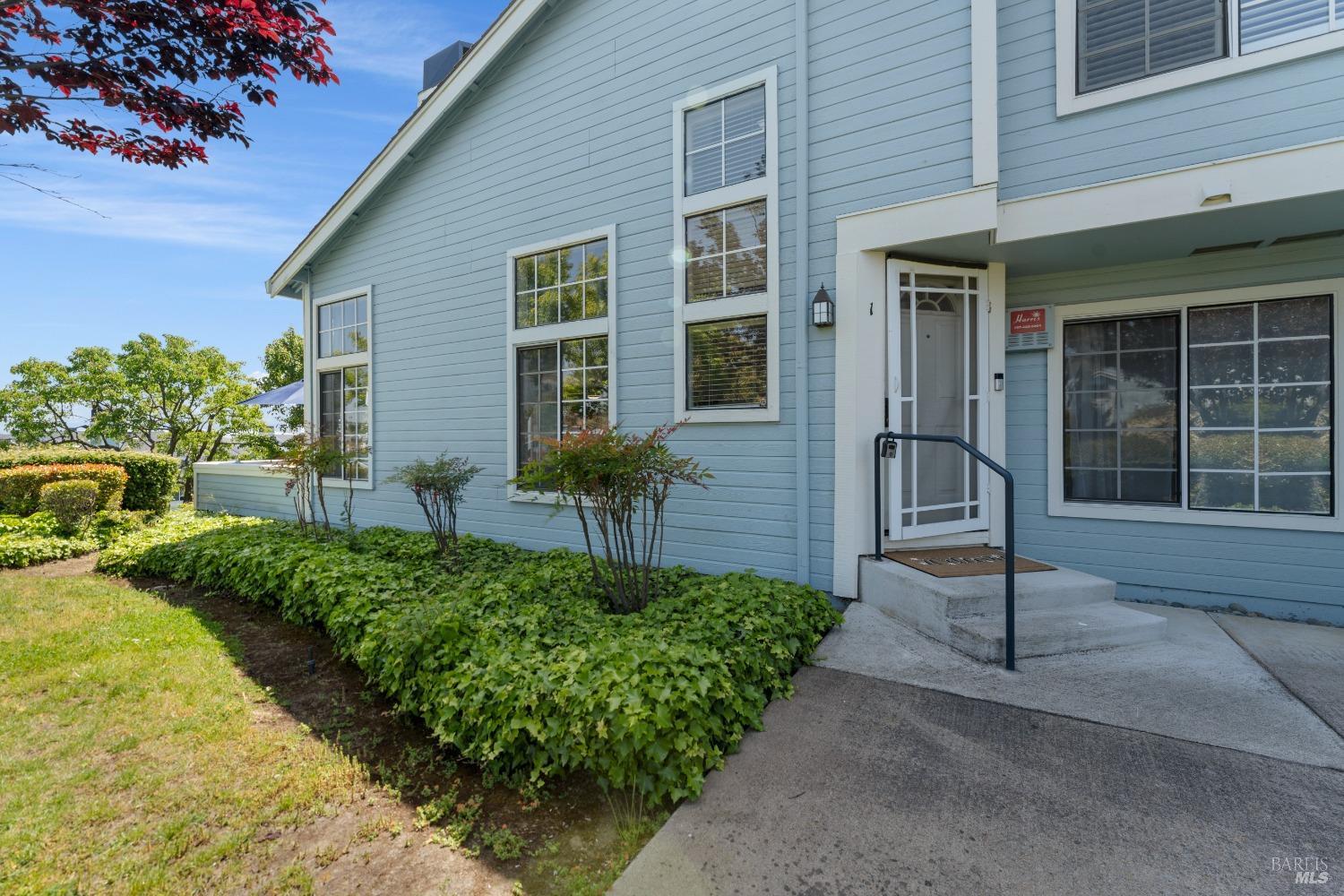 901 Point Reyes Ct #1