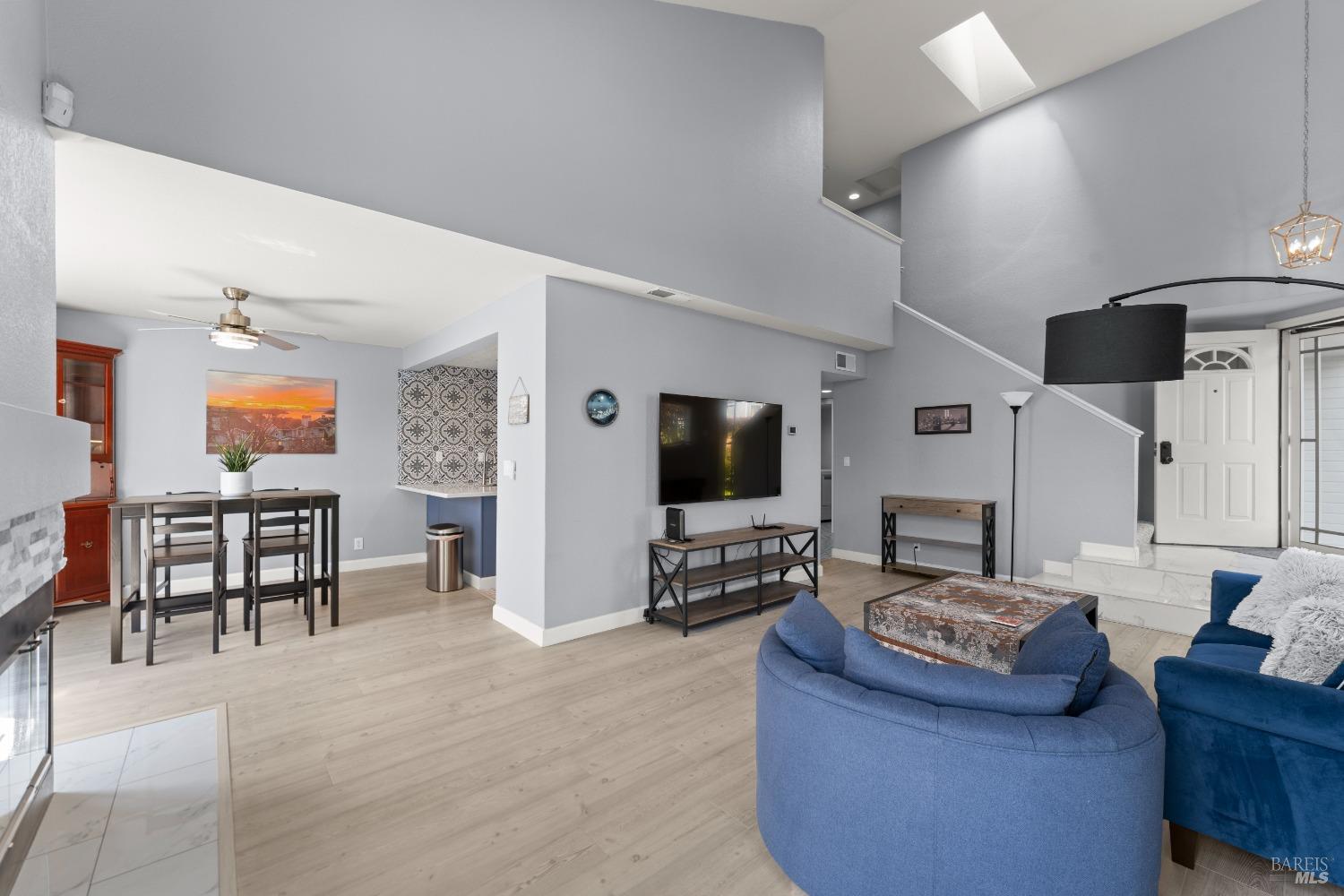 901 Point Reyes Ct #1