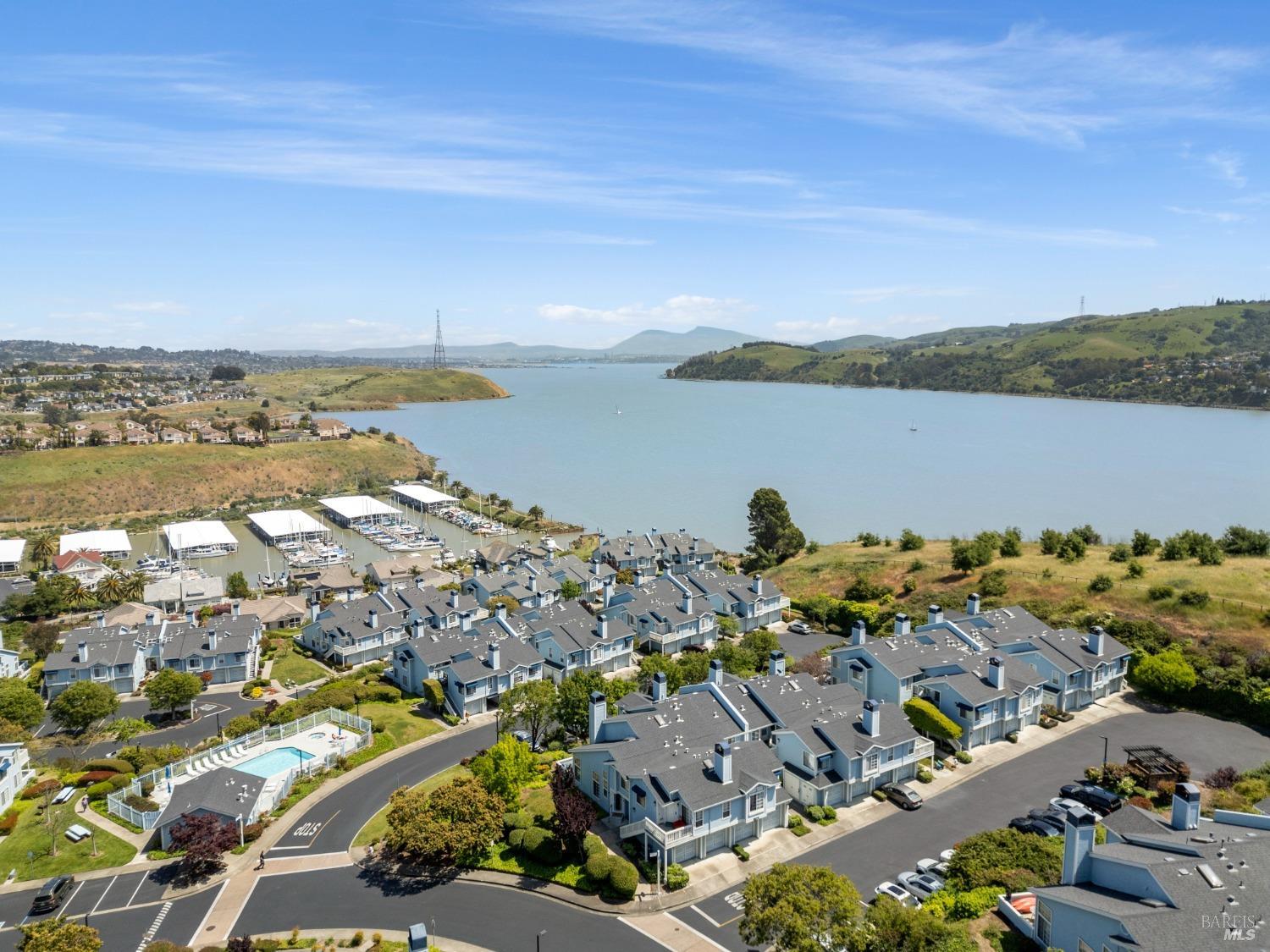 901 Point Reyes Ct #1