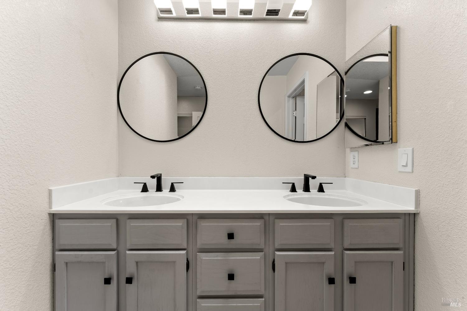 901 Point Reyes Ct #1