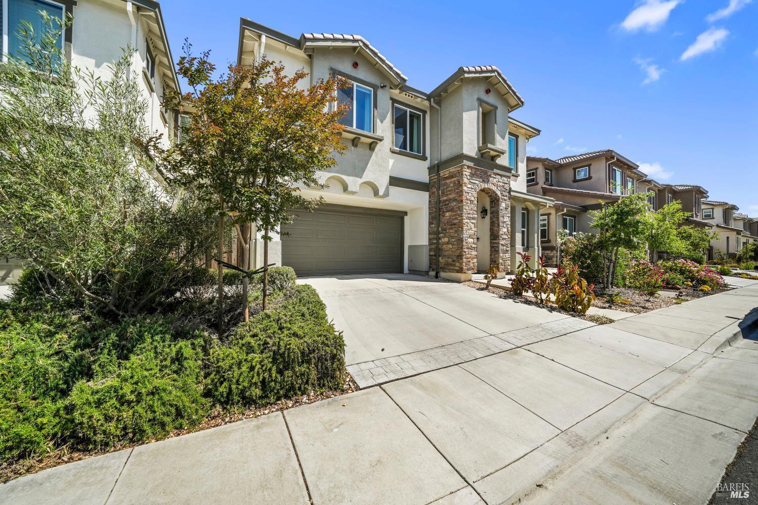 2056 Parsons Dr