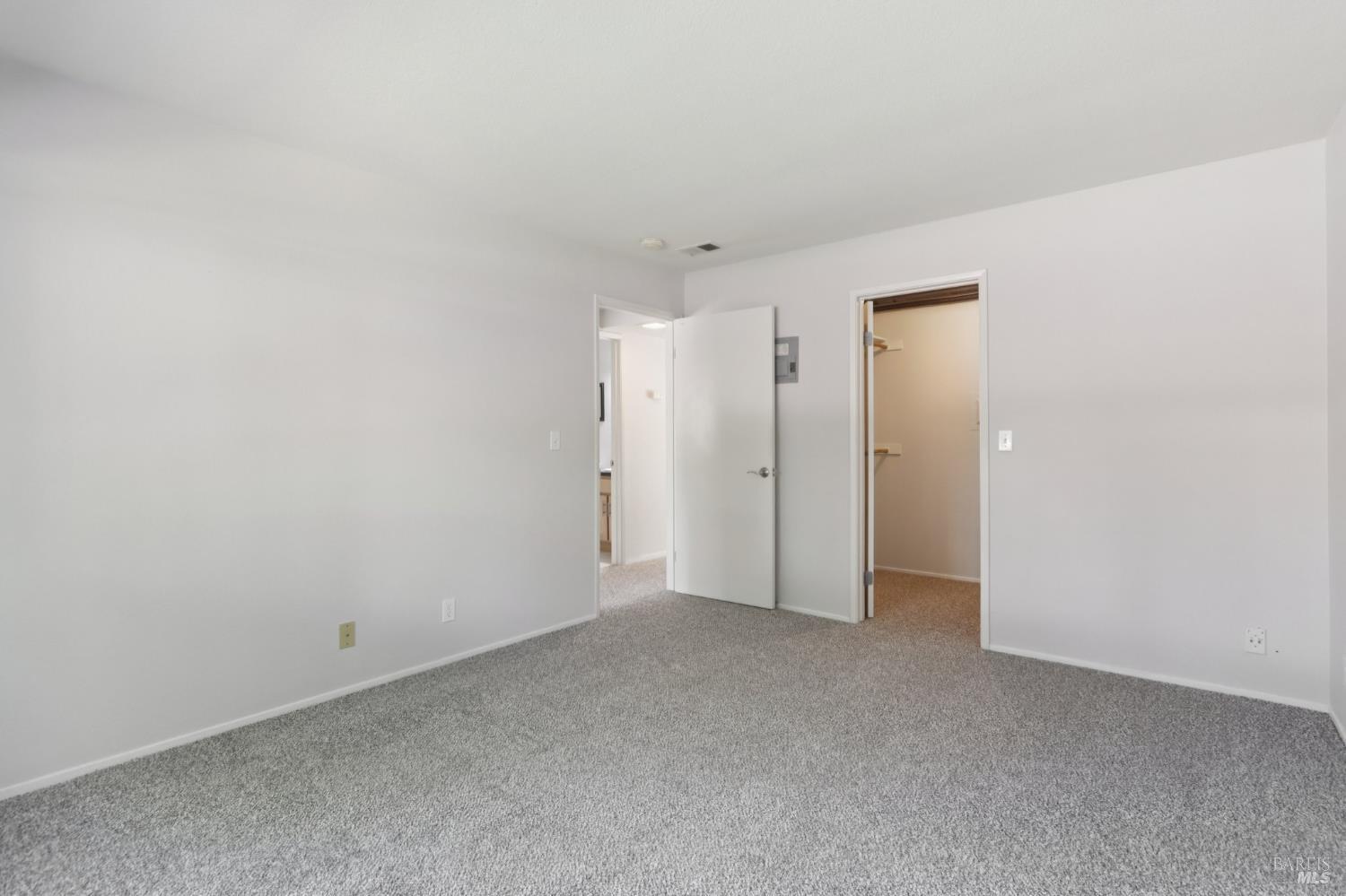 900 Cambridge Dr #51