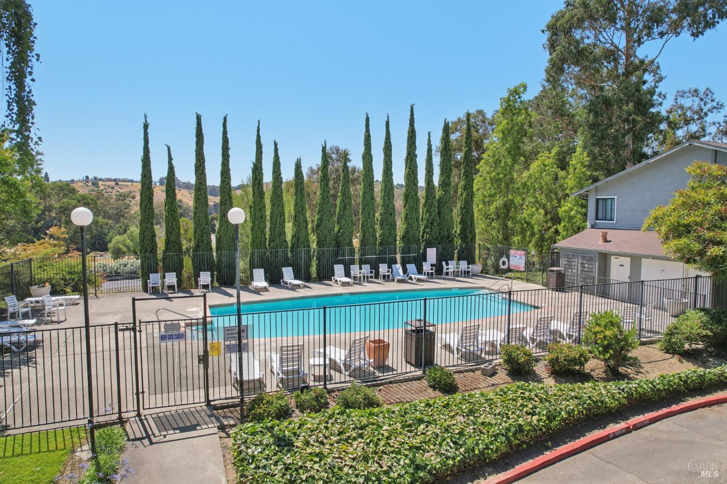 900 Cambridge Dr #51